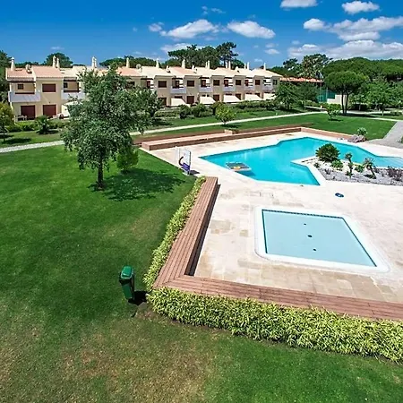 Sleeps 8 Pool Air Con Wifi *