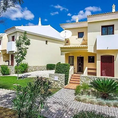 Sleeps 8 Pool Air Con Wifi * Cavacos
